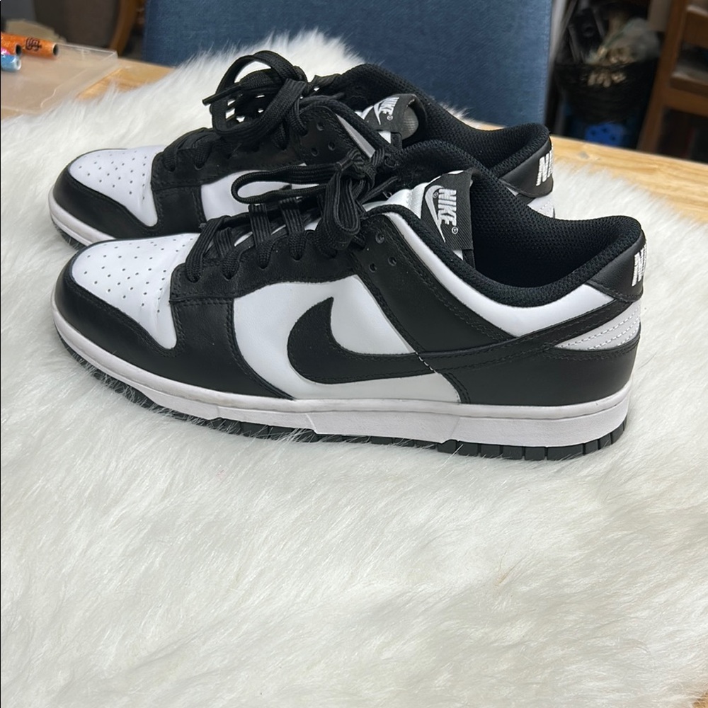 Nike Black and White Dunk Sneakers Classic Design